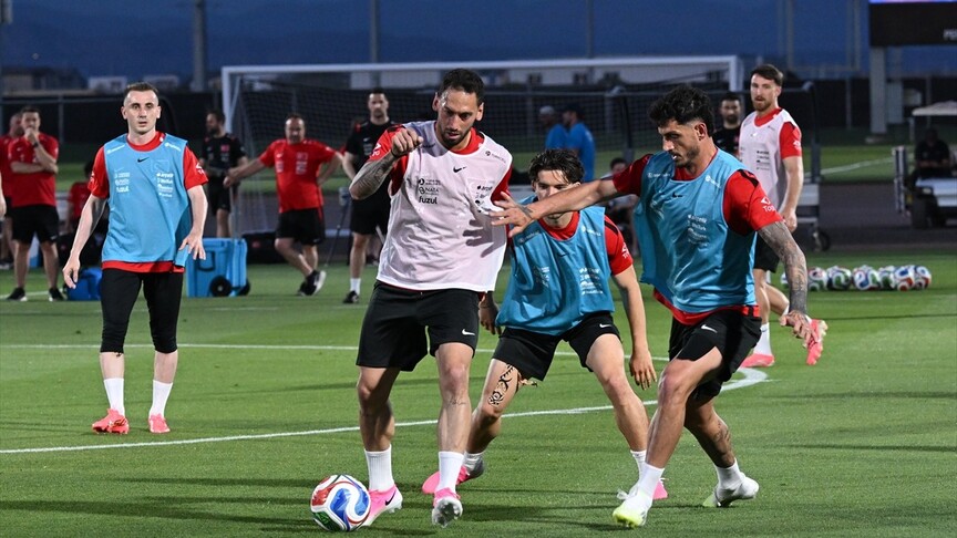 A Milli Futbol Takımı, Arizona’daki ilk idmanını taraftar eşliğinde yaptı